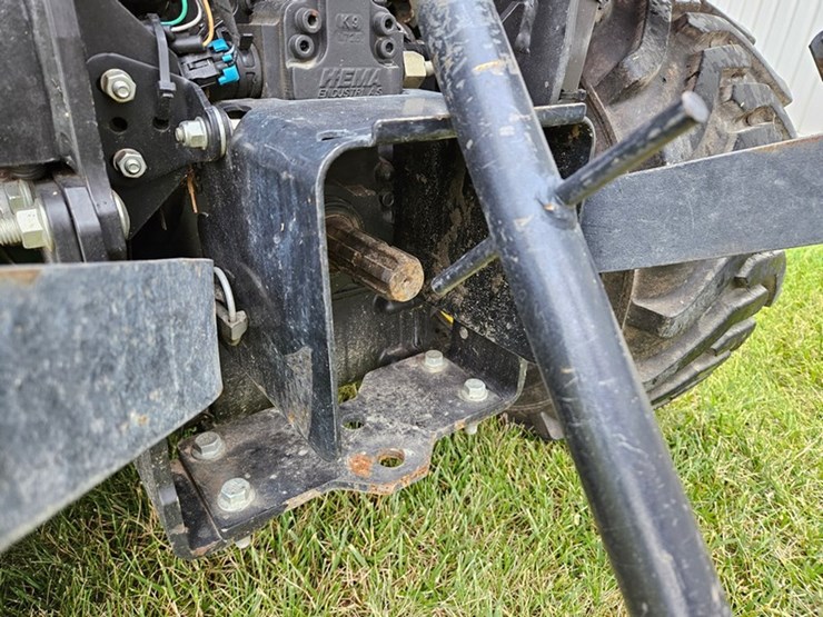 john-deere-1025r-image-23