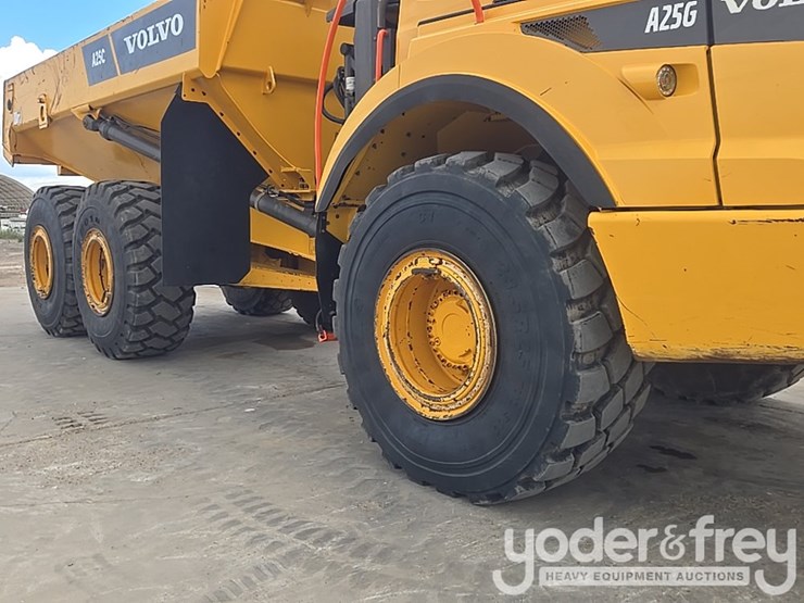 2021-volvo-a25g-image-12