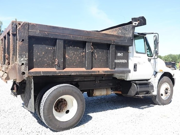 2005-international-durastar-4300-image-5