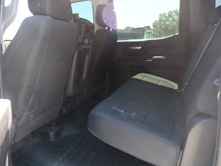 2022-chevrolet-1500-image-24