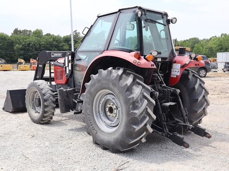 2005-massey-ferguson-5460-image-3
