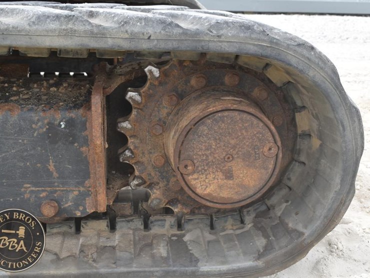 2016-caterpillar-305e2-cr-image-30