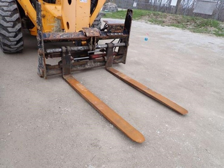 2010-jcb-510-56-image-58