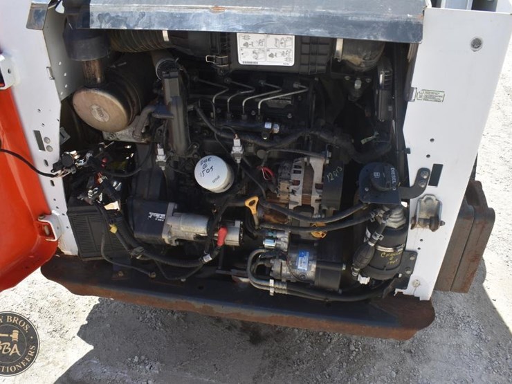 2019-bobcat-t595-image-31