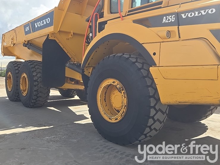 2020-volvo-a25g-image-12