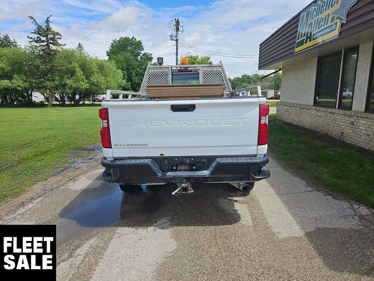 2020-chevrolet-silverado-2500hd-image-7