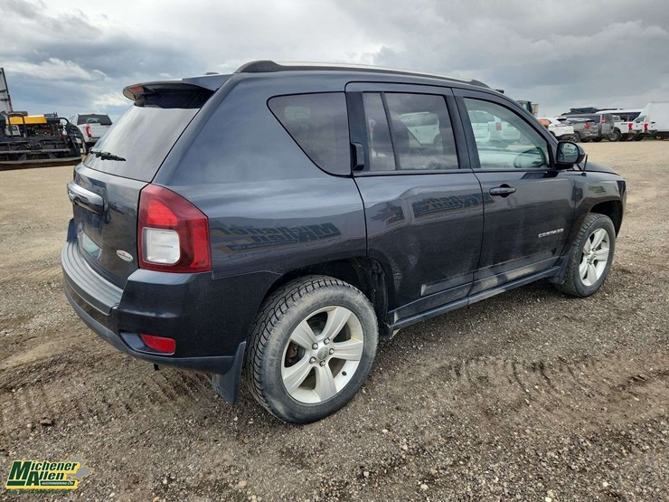 2014-jeep-compass-image-4