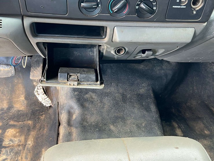 2005-ford-f250-image-27