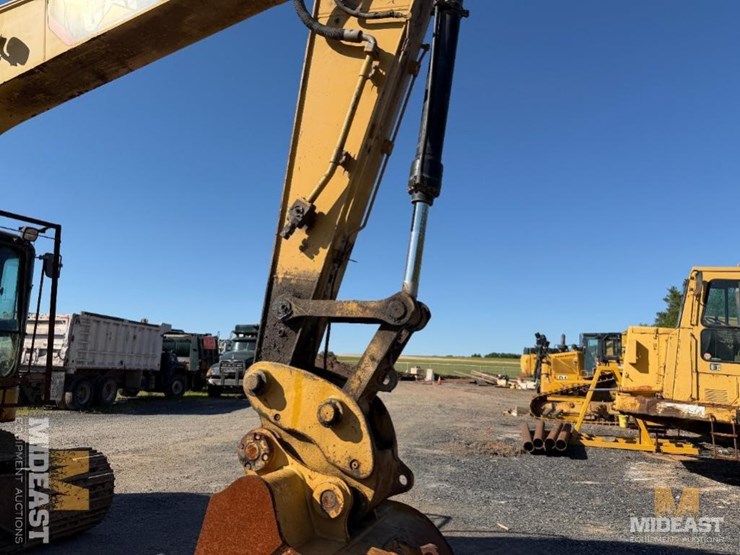 2009-caterpillar-321d-lcr-image-11