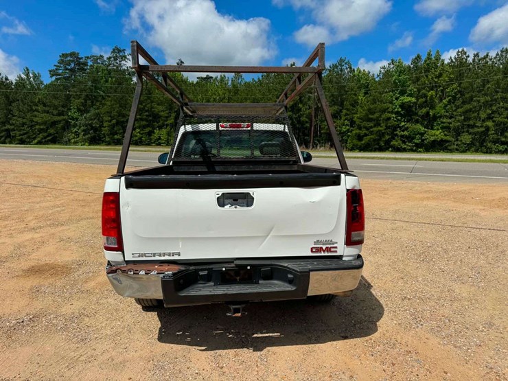 2013-gmc-sierra-1500-image-6
