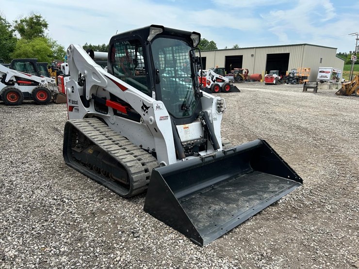 2023-bobcat-t770-image-6