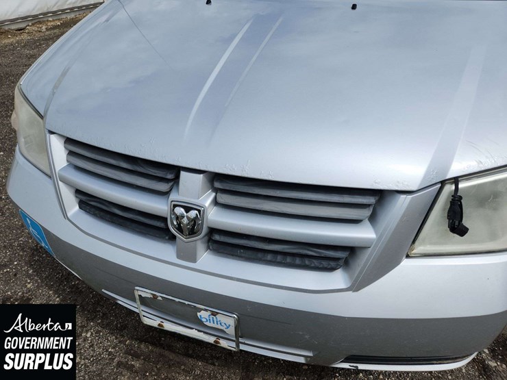 2009-dodge-grand-caravan-se-image-24