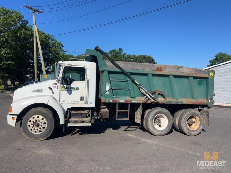 2001-kenworth-t300-image-2