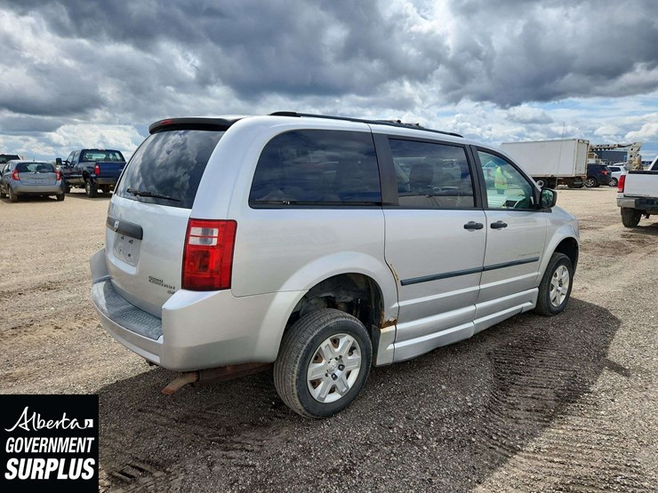 2009-dodge-grand-caravan-se-image-4