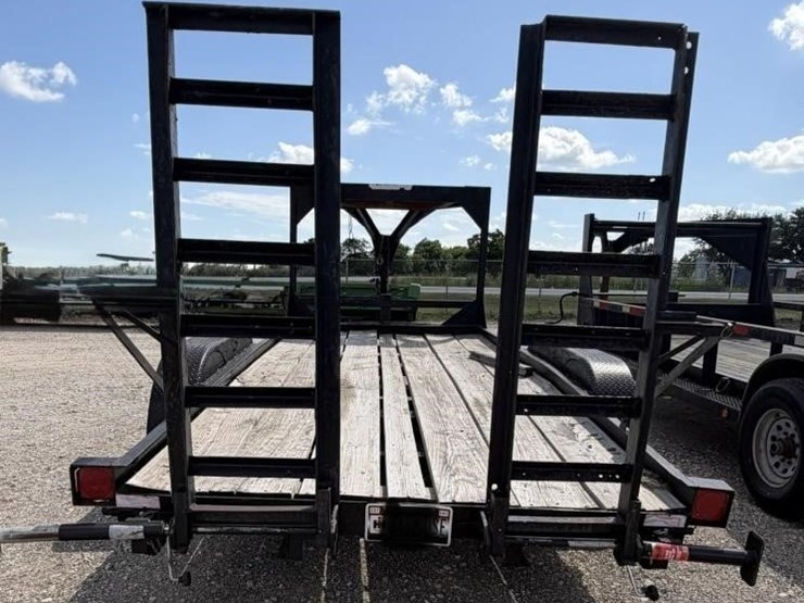l2--16'-gooseneck-trailer-image-15