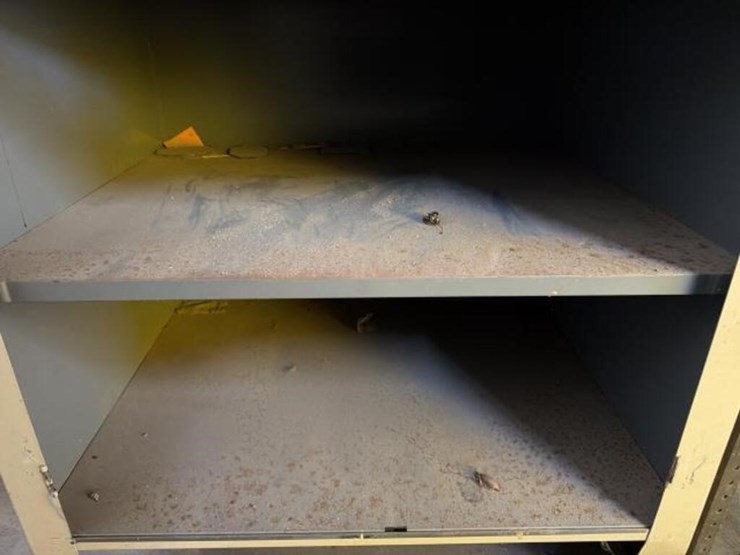 industrial-sjop-desk-with-slope-top-image-5