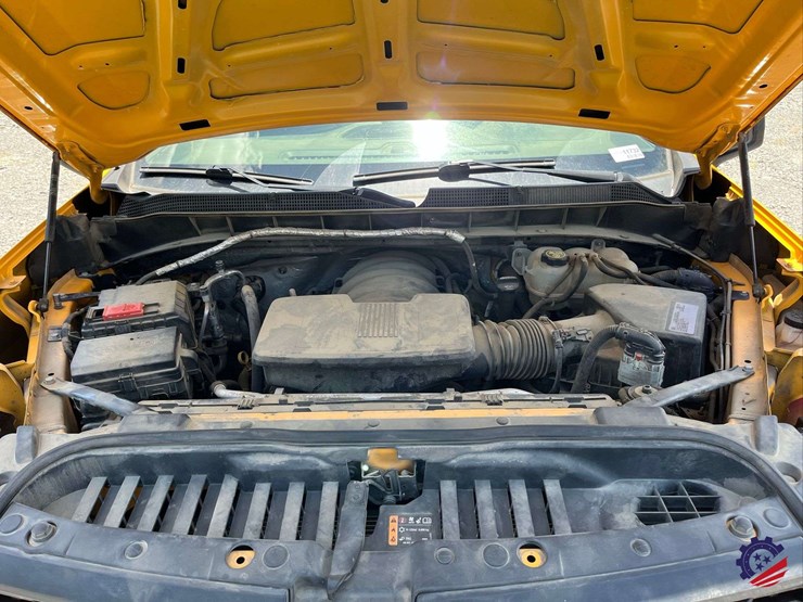 2021-chevrolet-silverado-4x4-pickup-truck-image-26