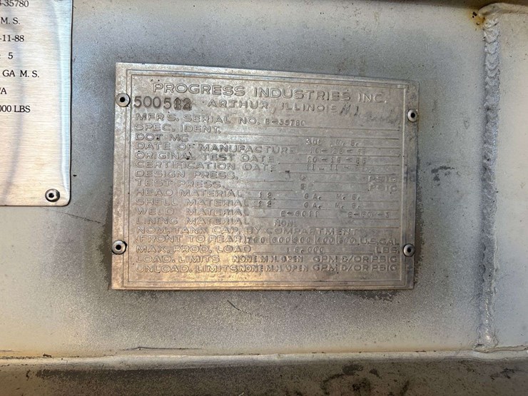 2006-international-durastar-4300-image-25