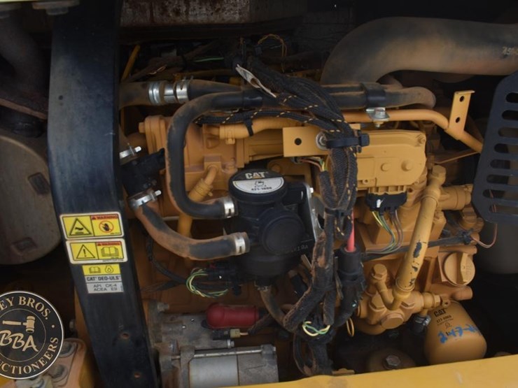 2019-caterpillar-305e2-cr-image-51
