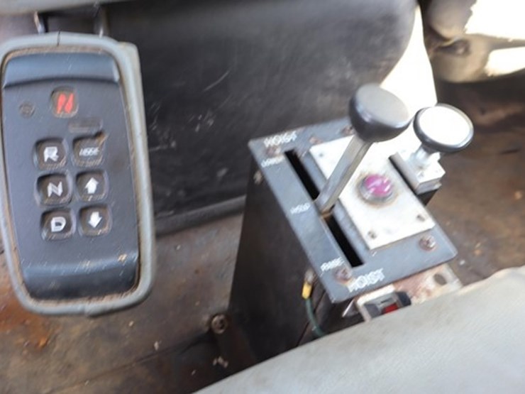 2005-international-durastar-4300-image-24