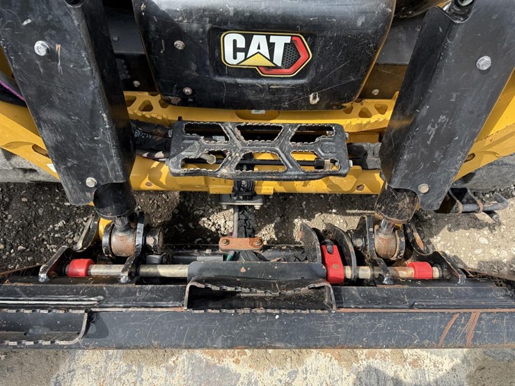 2024-caterpillar-255-image-10
