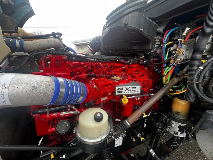 2020-kenworth-t880-image-13