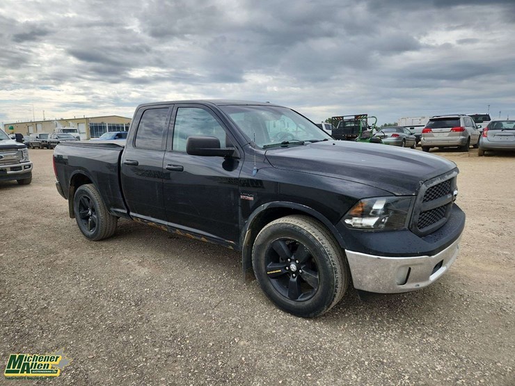 2014-dodge-1500-image-2