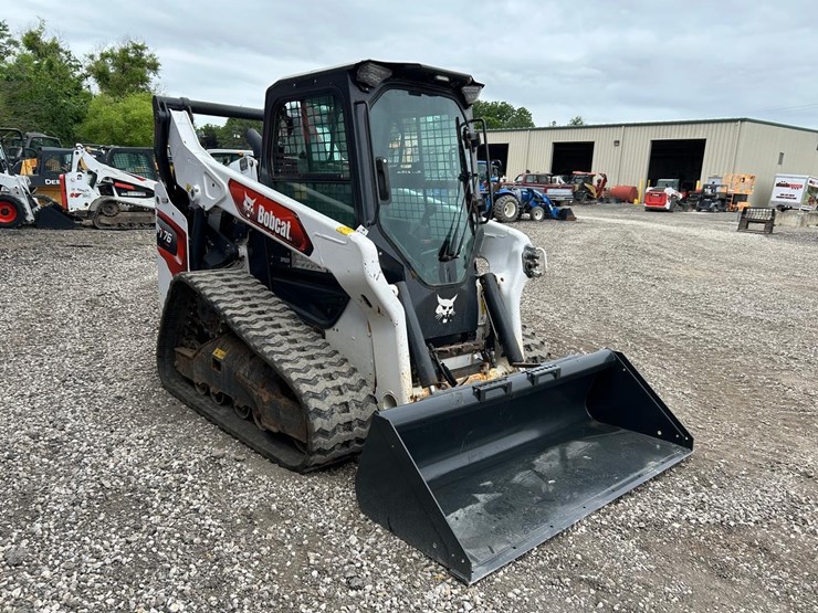 2020-bobcat-t76-image-6