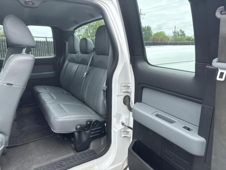 2012-ford-f150-xl-image-13