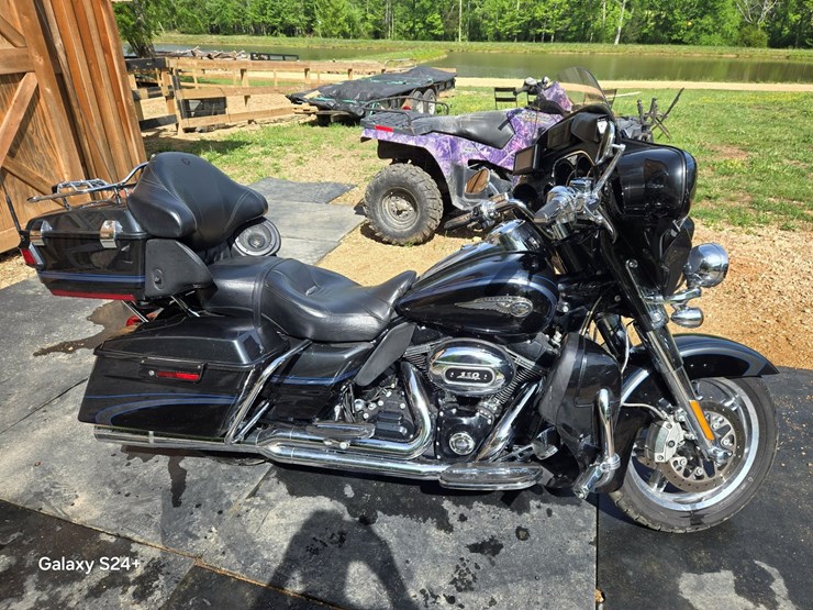 #222-•-2013-harley-davidson-electra-glide---located-in-centerville,-tn-image-1