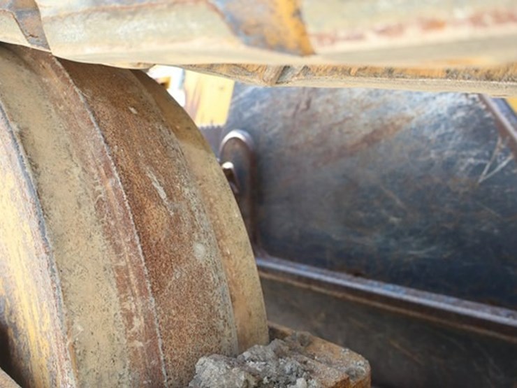 2019-deere-650k-lgp-image-9