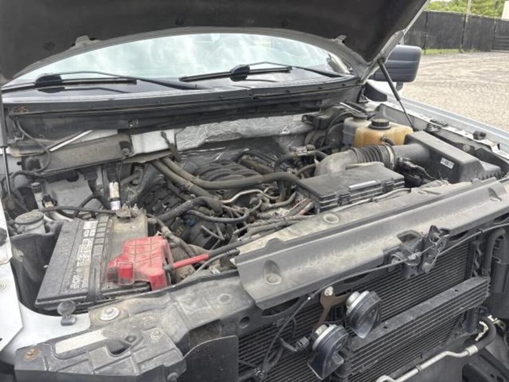 2012-ford-f150-xl-image-20
