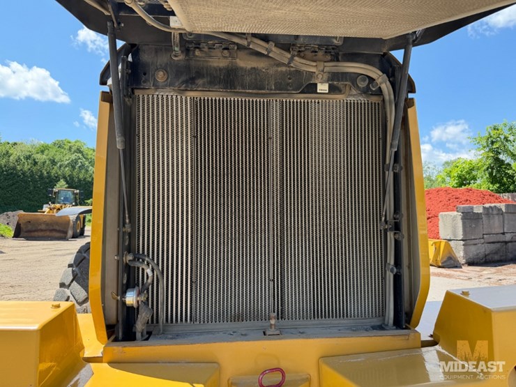 2014-caterpillar-930k-image-5