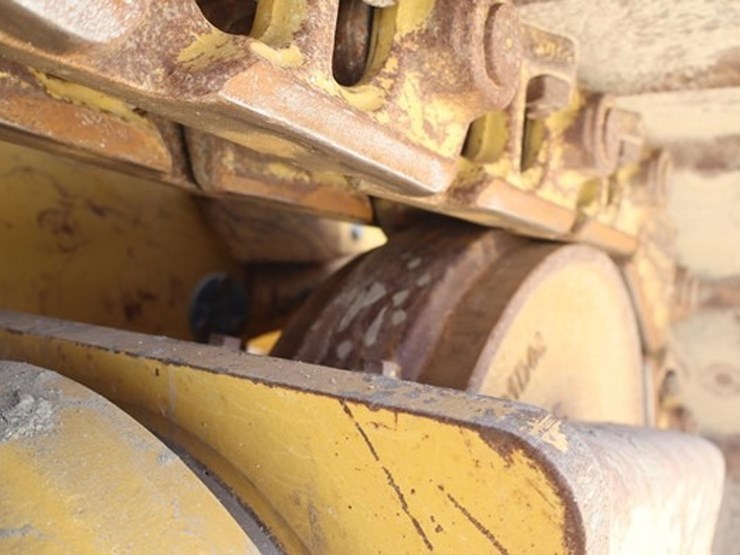 2012-caterpillar-d6n-xl-image-10