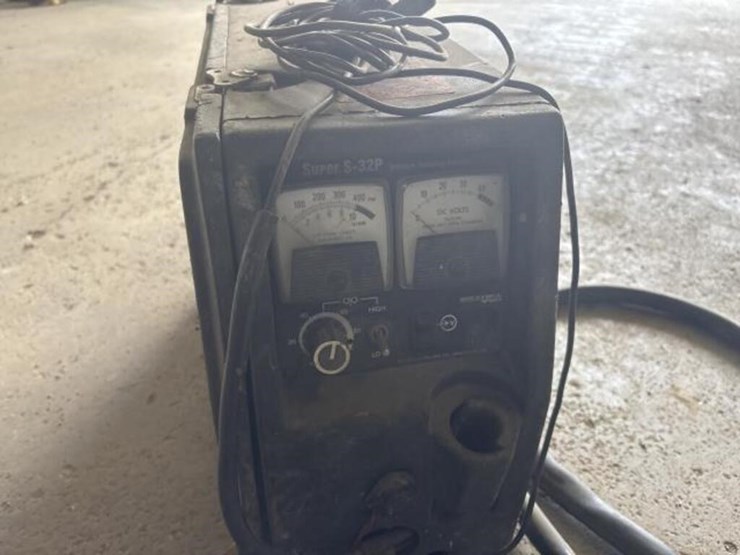 miller-s-32p-voltage-sensing-wire-feeder-image-4