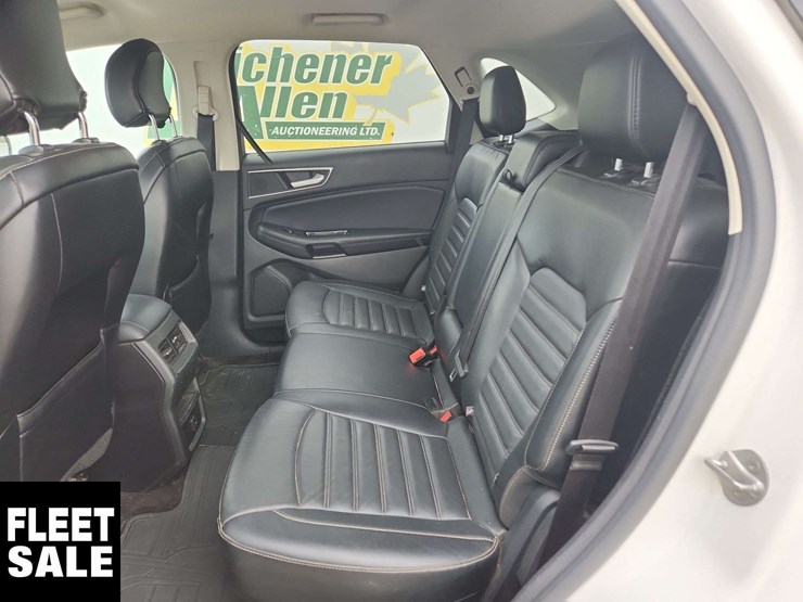 2016-ford-edge-sel-image-18