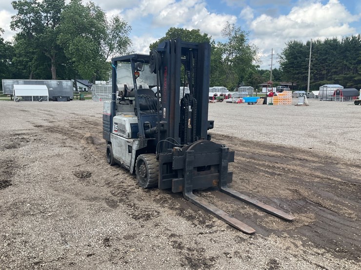 #1380-•-komatsu-fg35st-5-forklift-image-2