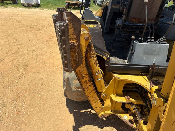 caterpillar-416c-image-25