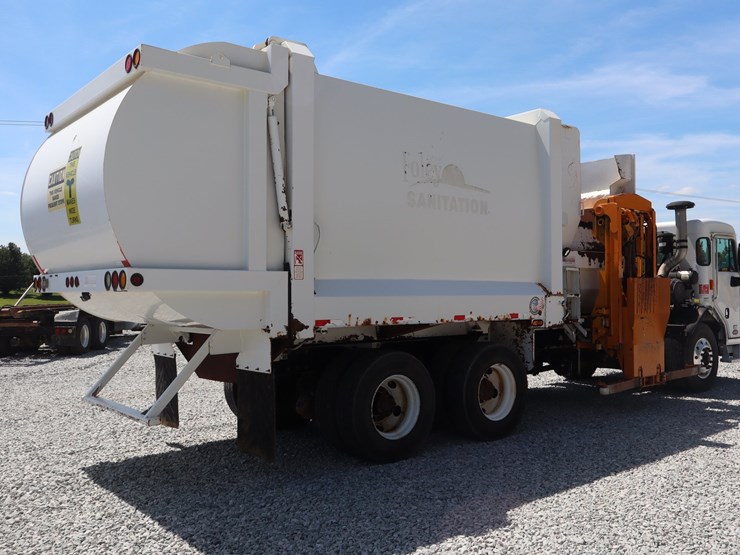 2019-peterbilt-520-image-5