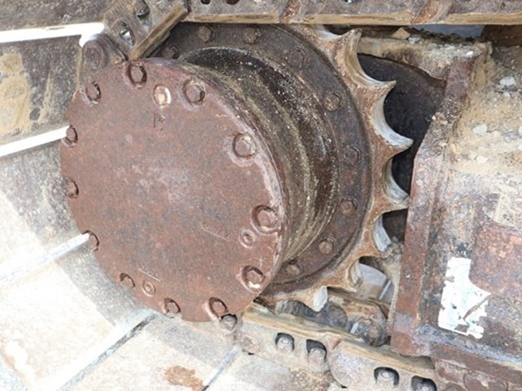 2016-deere-135g-image-20