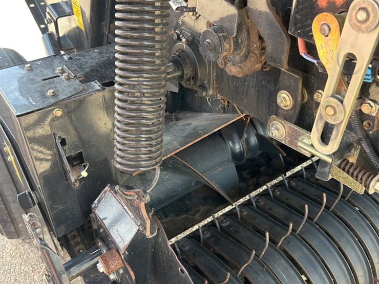 case-ih-rb465-image-7