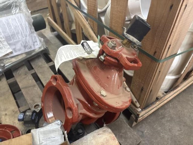 mueller-co.-wedge-gate-valves,-meter-and-parts-image-3