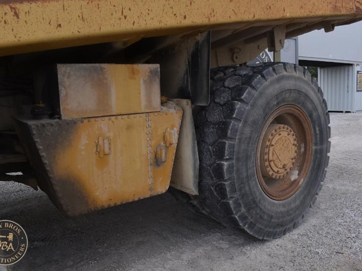 1994-caterpillar-769c-image-12
