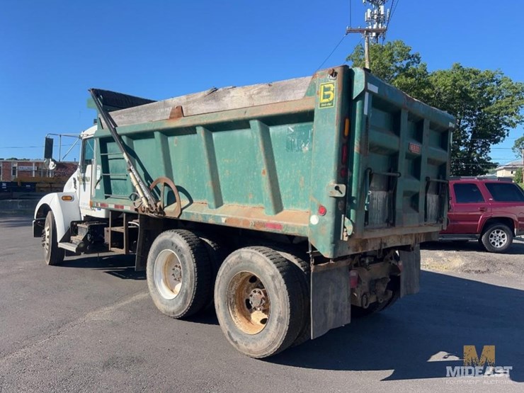 2001-kenworth-t300-image-6