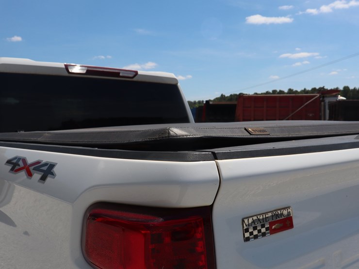 2022-chevrolet-1500-image-23