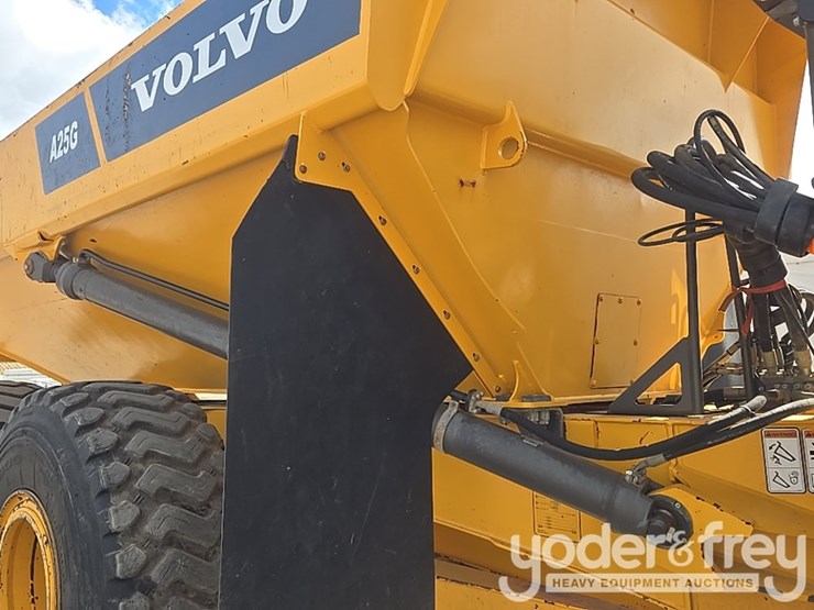 2020-volvo-a25g-image-19