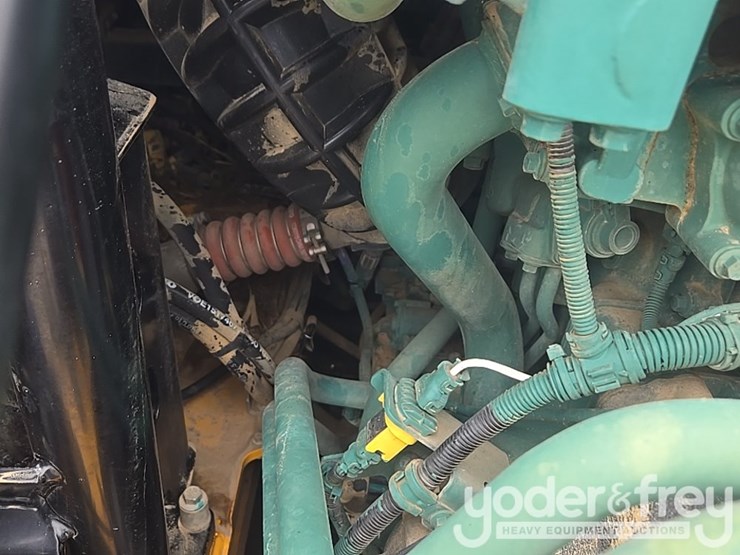 2021-volvo-a25g-image-46