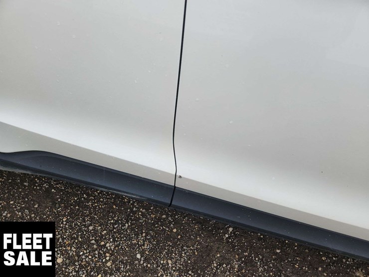 2016-ford-edge-sel-image-29