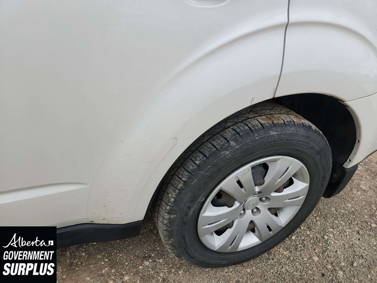 2011-subaru-forester-image-27
