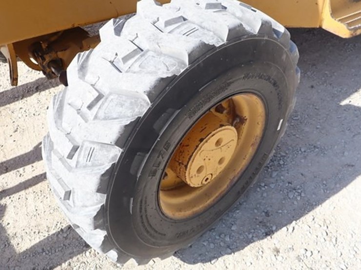 2005-deere-210le-image-9